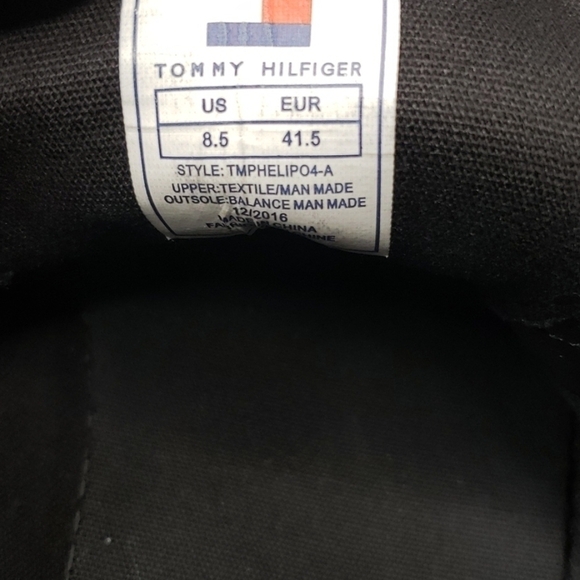 Tommy Hilfiger Men Black Lace Up Sneakers Size 8.5 - Picture 9 of 9